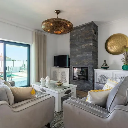 Holiday home In Guia Mit Privatem Pool