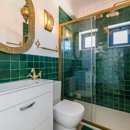 Ferienhaus In Guia Mit Privatem Pool